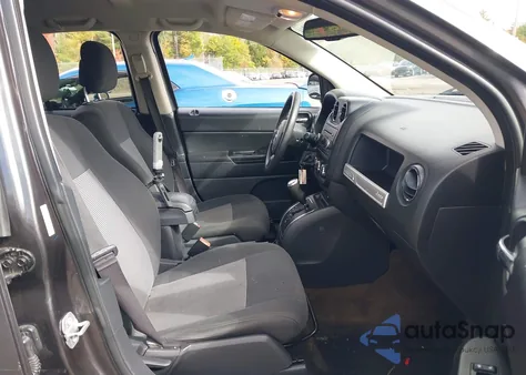 2017 Jeep Compass Sport 4X4 из США, поврежденный, VIN 1C4NJDBB7HD105745